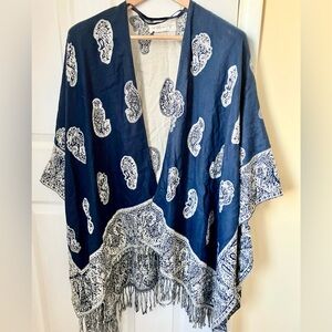Abercrombie & Fitch Paisley Reversible Navy and Cream Wrap